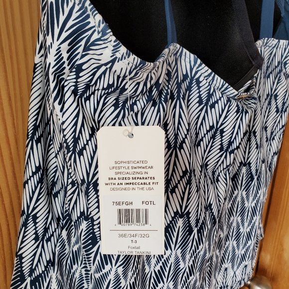Sunsets Taylor Tankini Foxtail Blue Geometric 32G 34F 36E - Picture 6 of 8